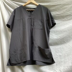 Unbranded Gray V-Neck Scrub top, size 2XL